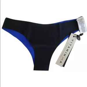 $82 Vitamin A Vera Reversible Hipster Bottoms 4 / XSmall Cheeky Bikini Swim NWT